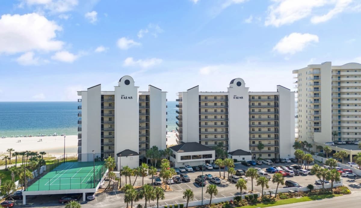 Resort The Palms